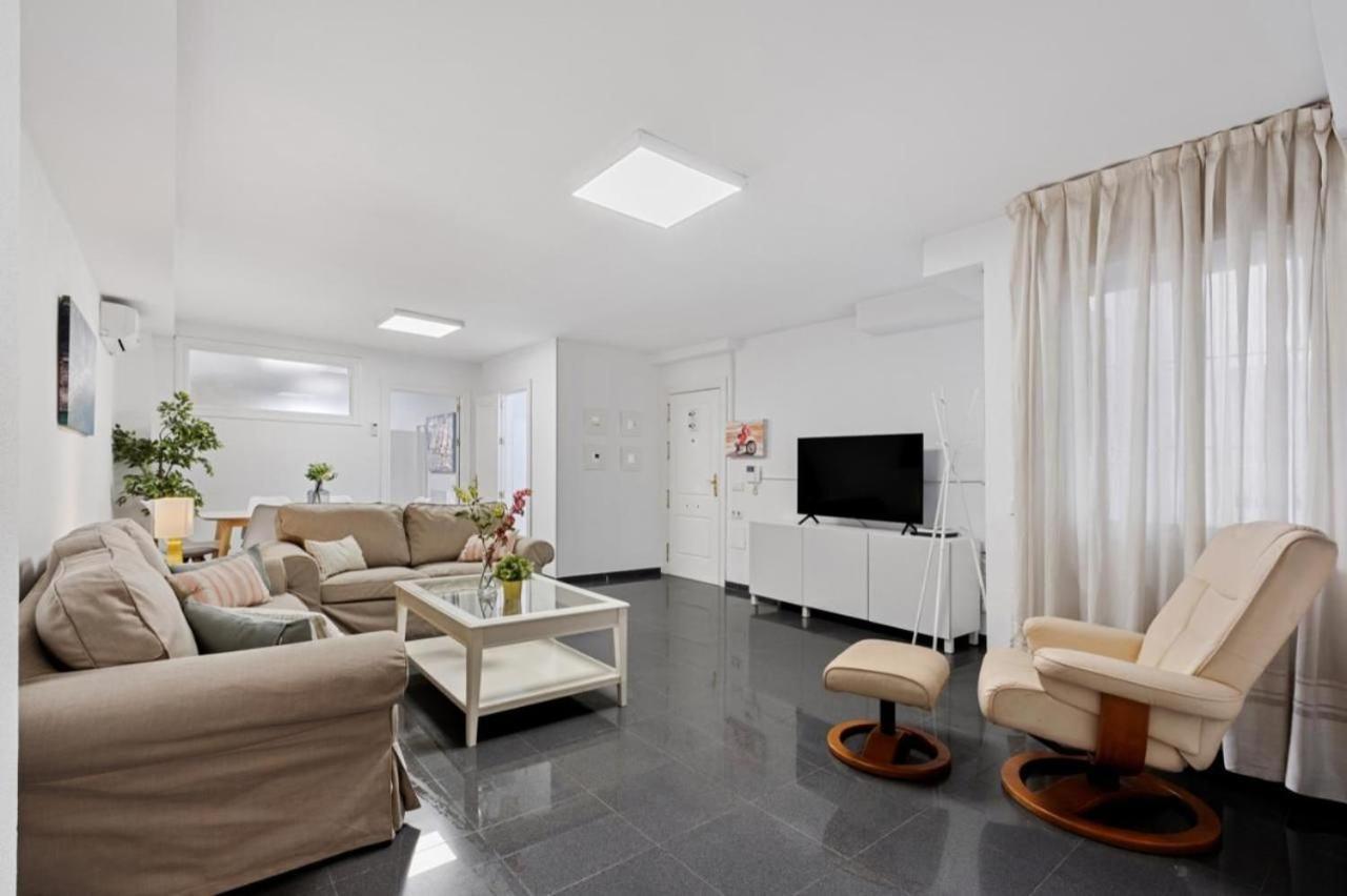 Appartamento Amplio Piso En Atarazanas Málaga Esterno foto